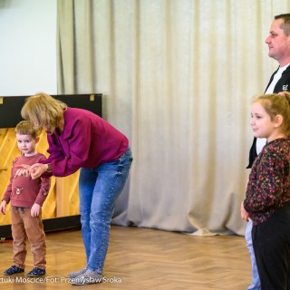 Zaczarowany Teatr Wyobraźni - warsztaty rodzinne - Fot. Przemysław Sroka