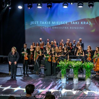 "Jest takie miejsce, taki kraj" - koncert chóru i orkiestry RONDINE - Fot: Przemysław Sroka